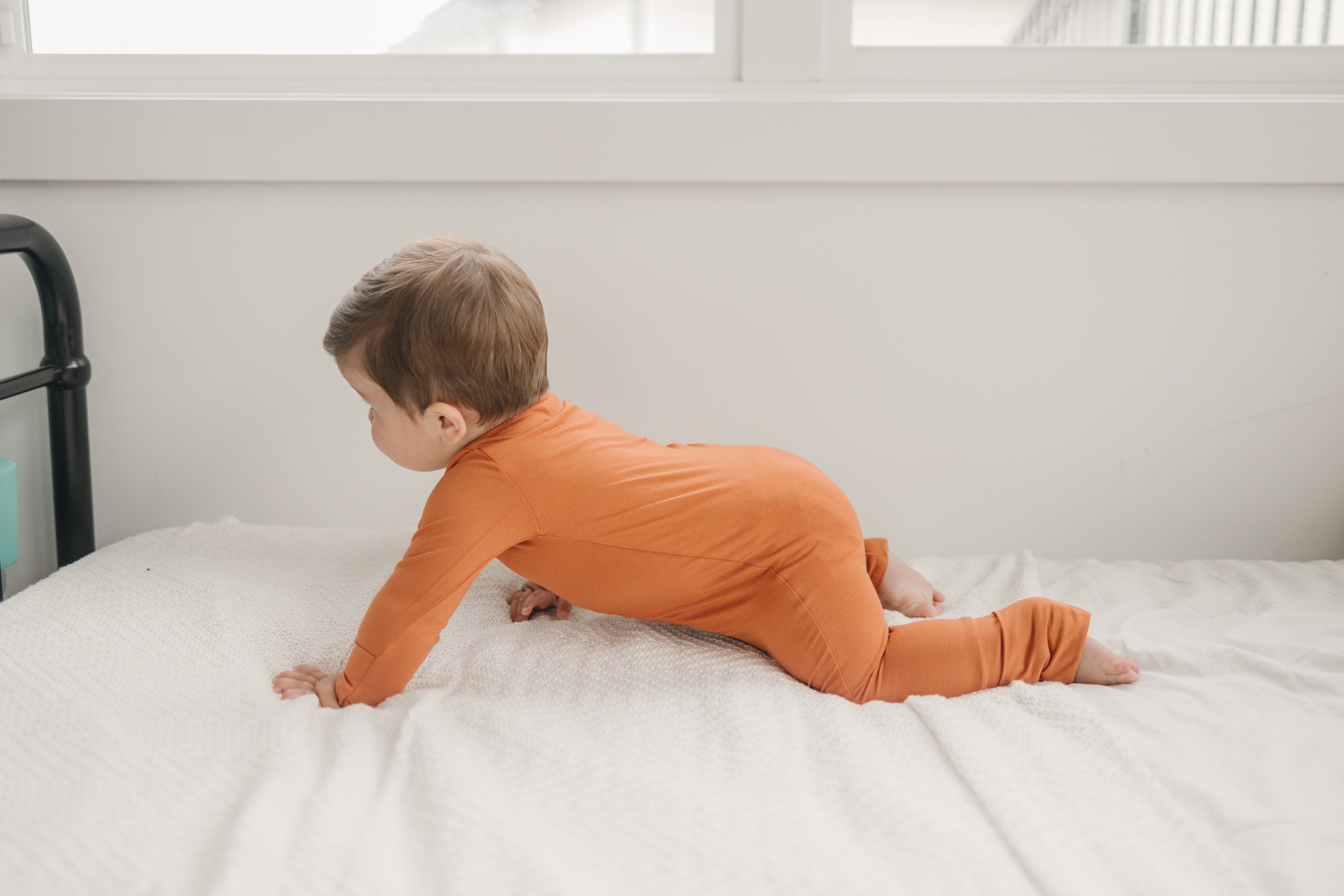 Pijama enterizo de bambú sólido - más colores