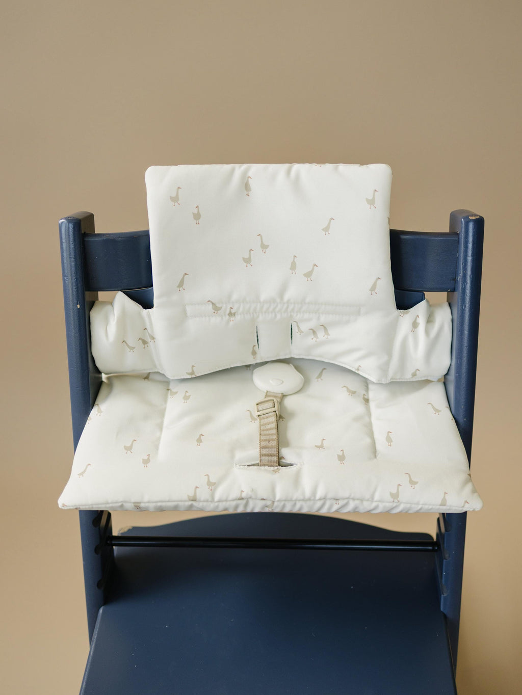 Cojín para trona Stokke Tripp Trapp con estampado de gansos - Funda lavable