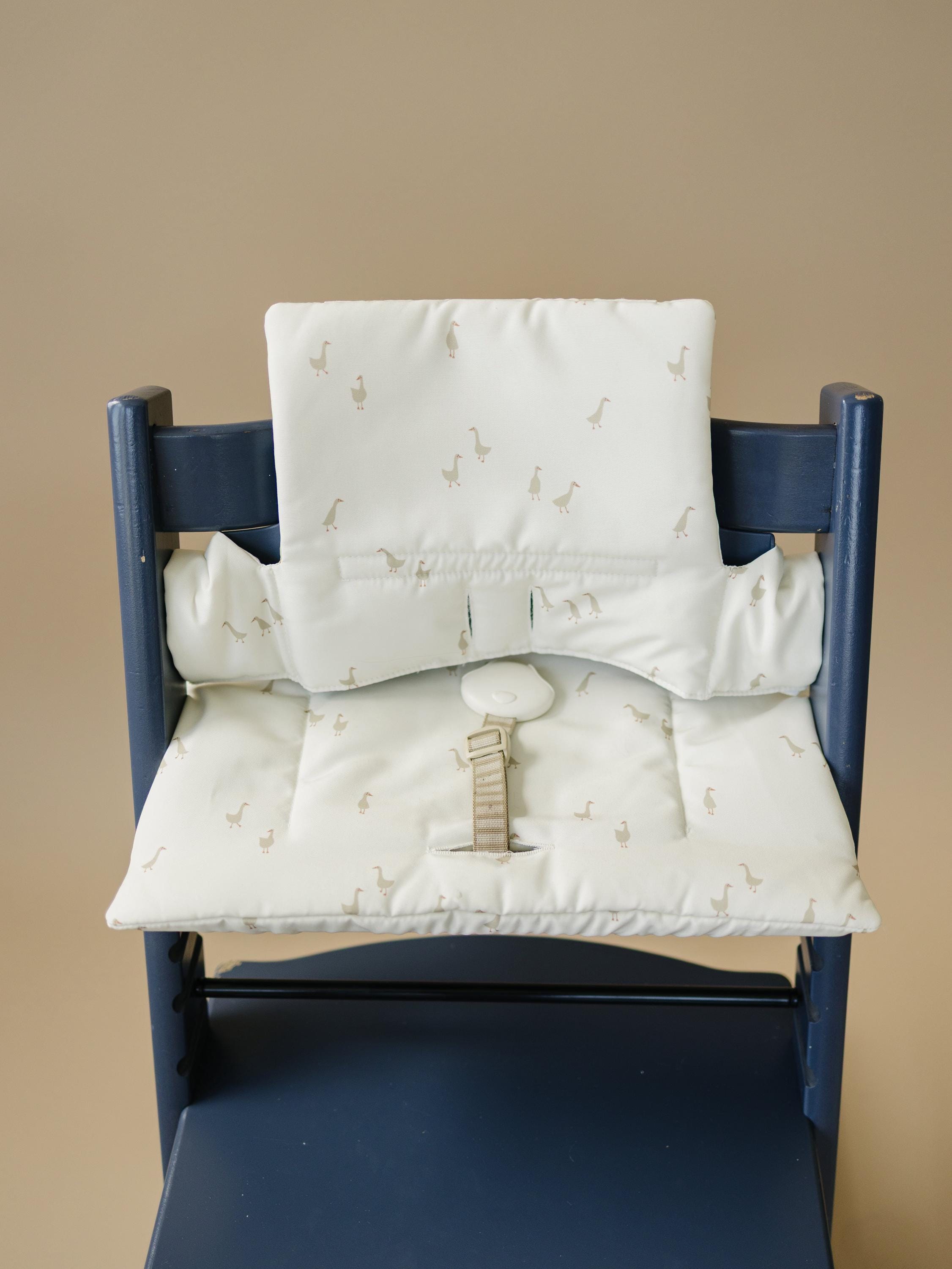 Cojín para trona Stokke Tripp Trapp con estampado de gansos - Funda lavable