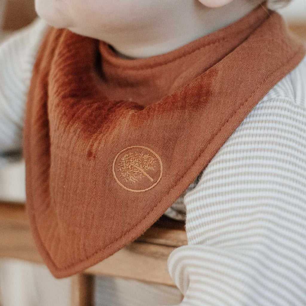 Lot de 4 bavoirs bandana en mousseline orageuse