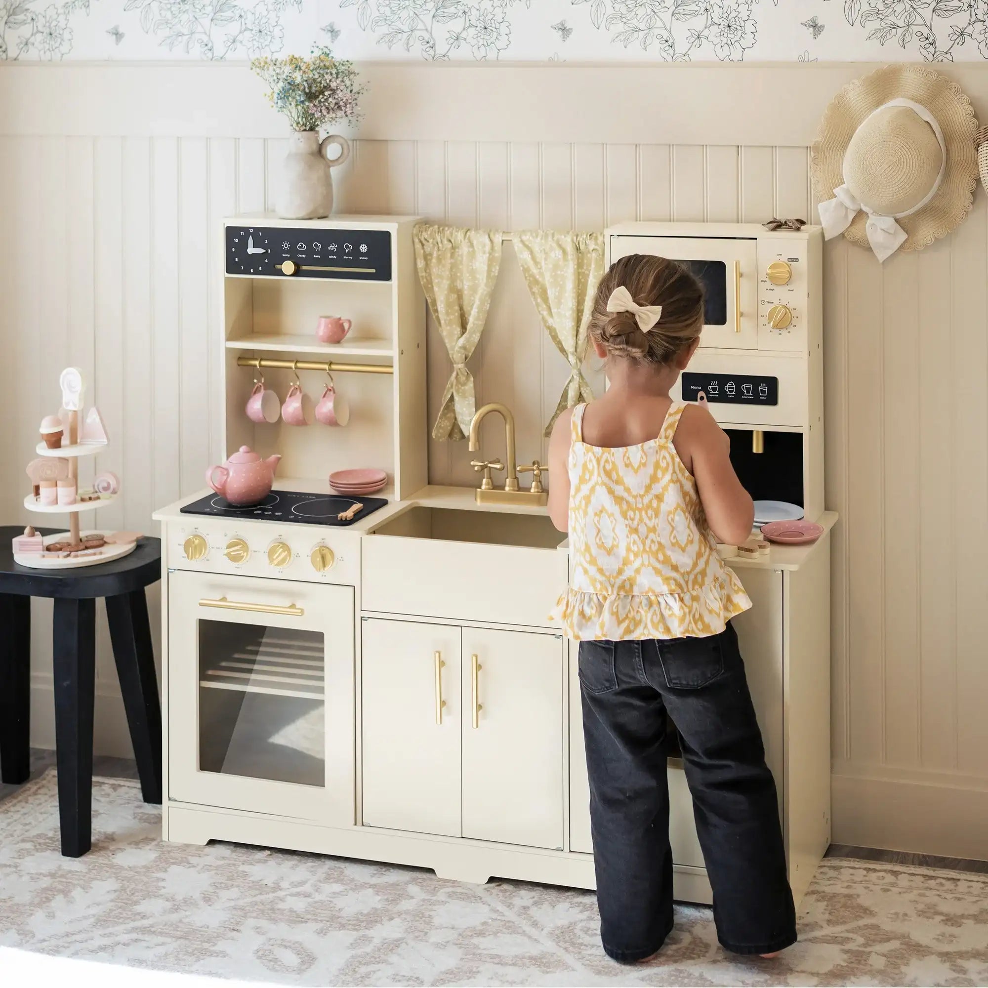 Cuisine de jeu emblématique en bois Tiny Land® – Ensemble de cuisine d'imitation crème pour enfants